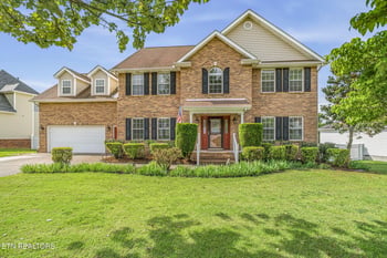 1322 Paxton Dr, Knoxville, TN 37918