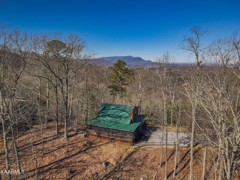 1323 Cupid Way, Sevierville, TN 37876