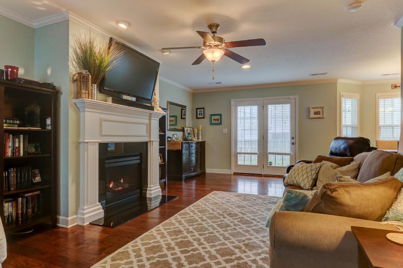 1323 Olivia Cir, Loudon, TN 37774
