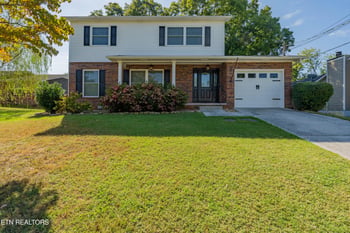 1324 Chipwood Cir, Knoxville, TN 37932