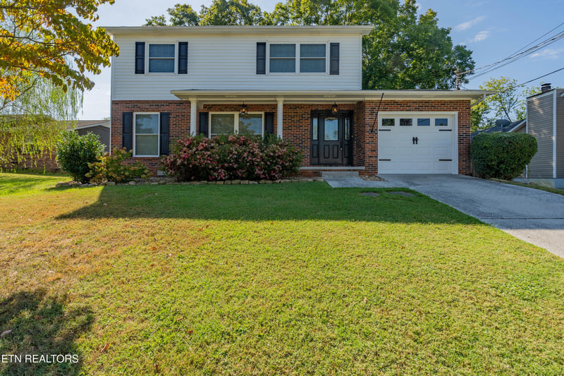 1324 Chipwood Cir, Knoxville, TN 37932