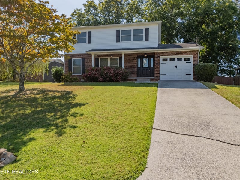 1324 Chipwood Cir, Knoxville, TN 37932