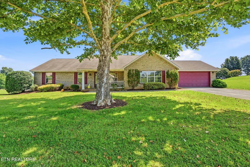 1324 Prairie Pl, Greenback, TN 37742
