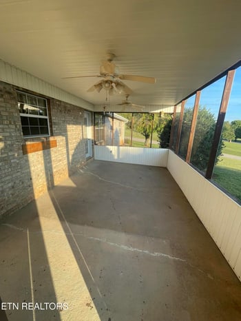1324 Prairie Pl, Greenback, TN 37742