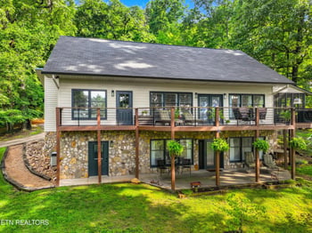 1325 Doyal Dr, Morristown, TN 37814