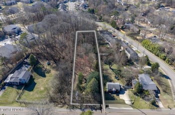 1325 Francis Rd, Knoxville, TN 37909