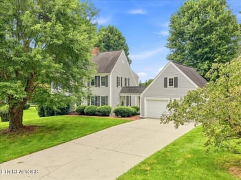 1325 W Wildwood Dr, Morristown, TN 37814