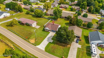1326 Raulston Rd, Maryville, TN 37803