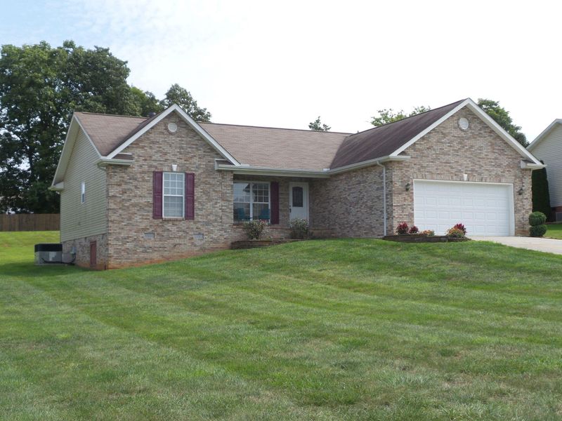 1326 Warrior, Maryville, TN 37803