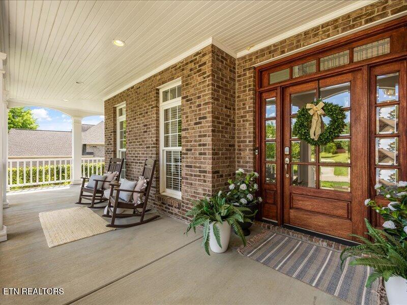 1327 Copperstone Ln, Knoxville, TN 37922