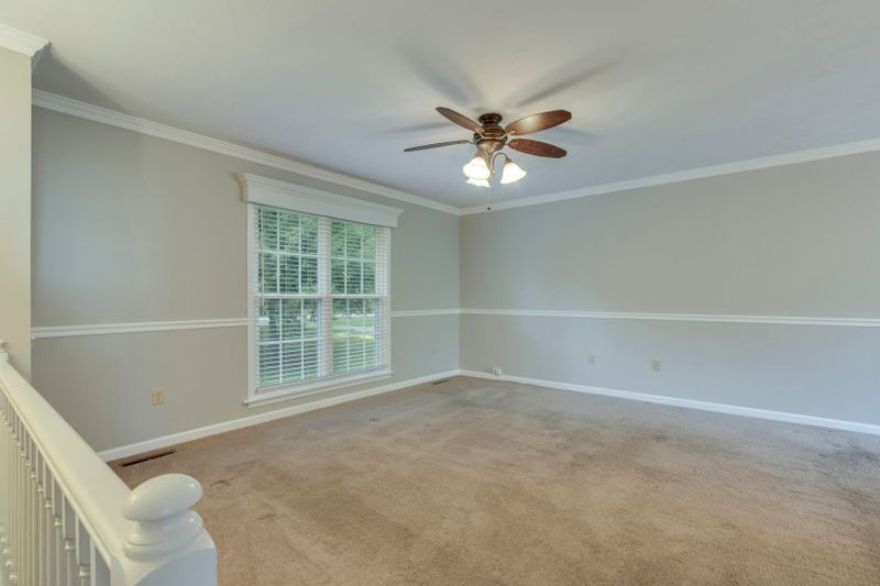 1328 River Bend Dr, Kingston, TN 37763