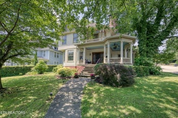 1329 Armstrong Ave, Knoxville, TN 37917