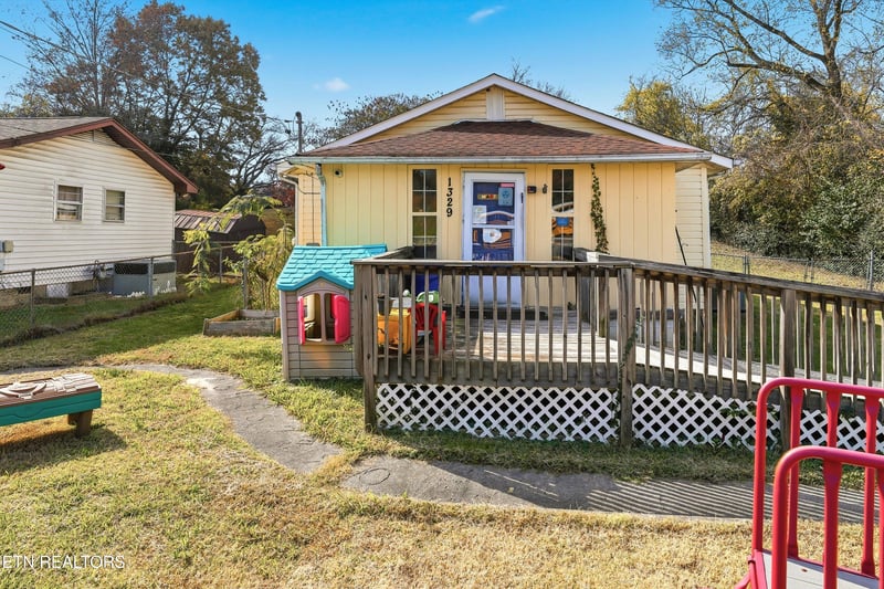 1329 Border St, Knoxville, TN 37914