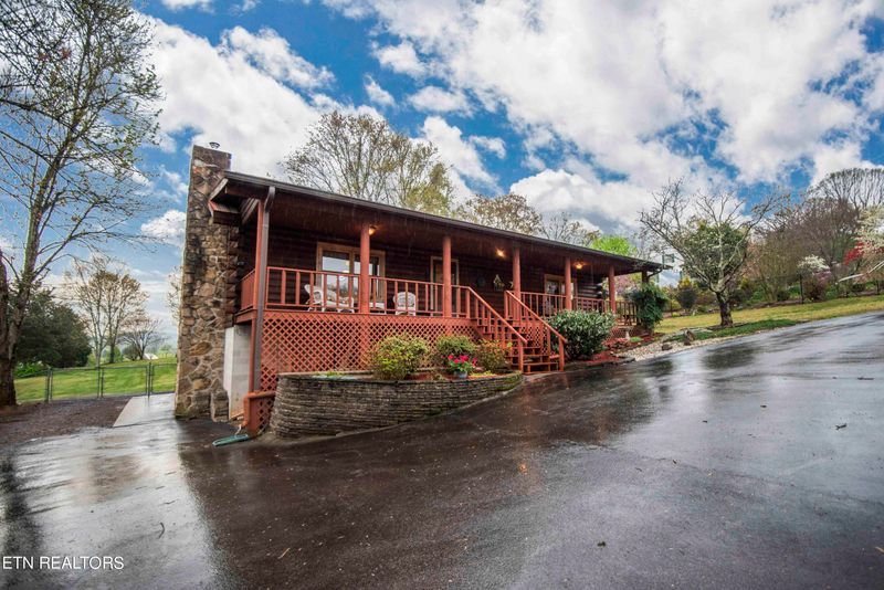 133 Carter Dr, Loudon, TN 37774