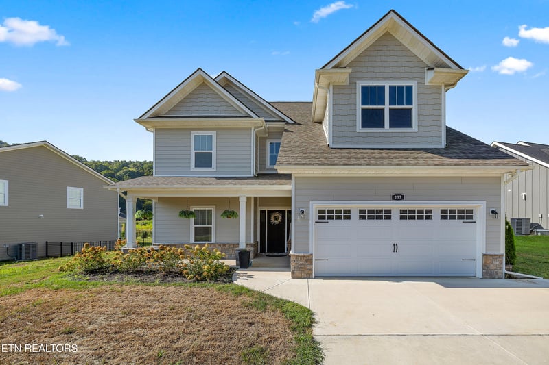 133 Forest Creek Pkwy, Oak Ridge, TN 37830