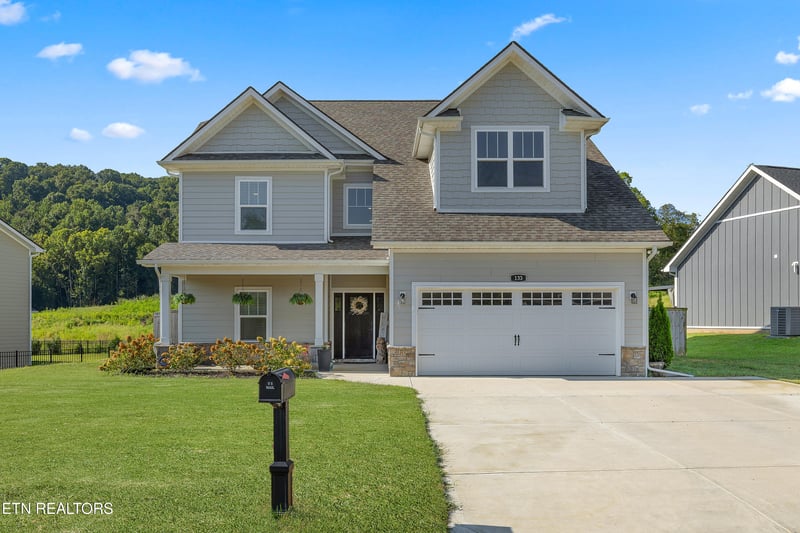 133 Forest Creek Pkwy, Oak Ridge, TN 37830
