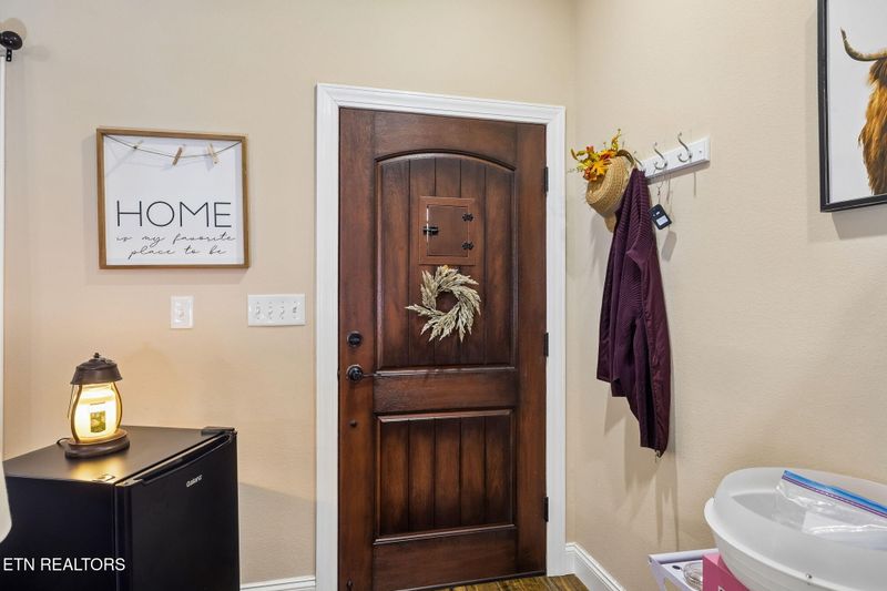 133 Ivy Ln, Helenwood, TN 37755