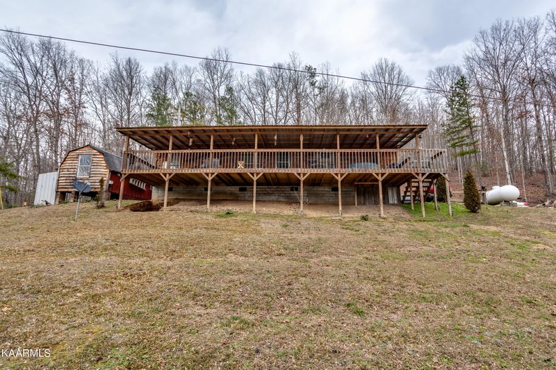133 Lily Rd, Lancing, TN 37770
