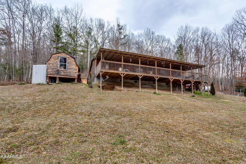 133 Lily Rd, Lancing, TN 37770