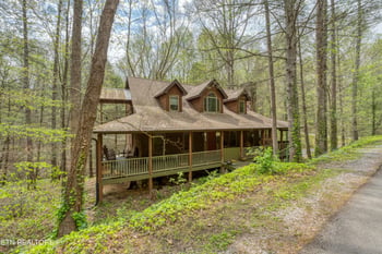 133 Mountain Loft Rd, Townsend, TN 37882