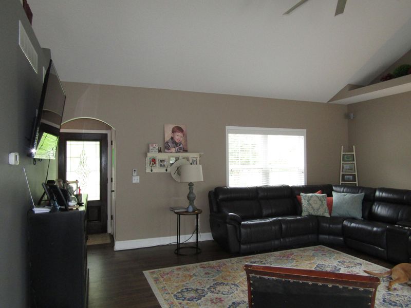 133 Myra Dr, Crossville, TN 38572