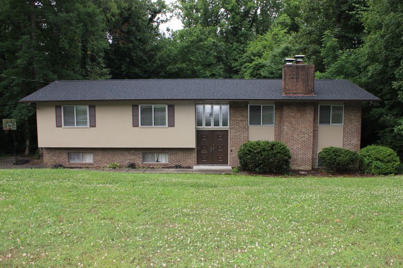 133 Normandy Rd, Oak Ridge, TN 37830