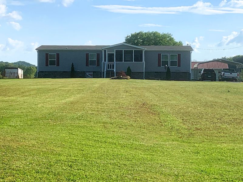 133 Patt Ln, Powell, TN 37849