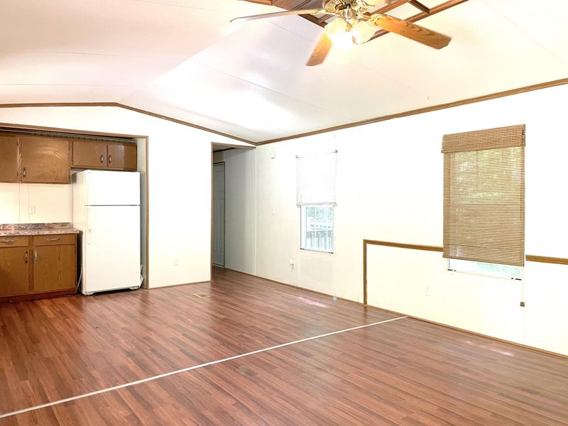 133 Pearl Dr, Lafollette, TN 37766
