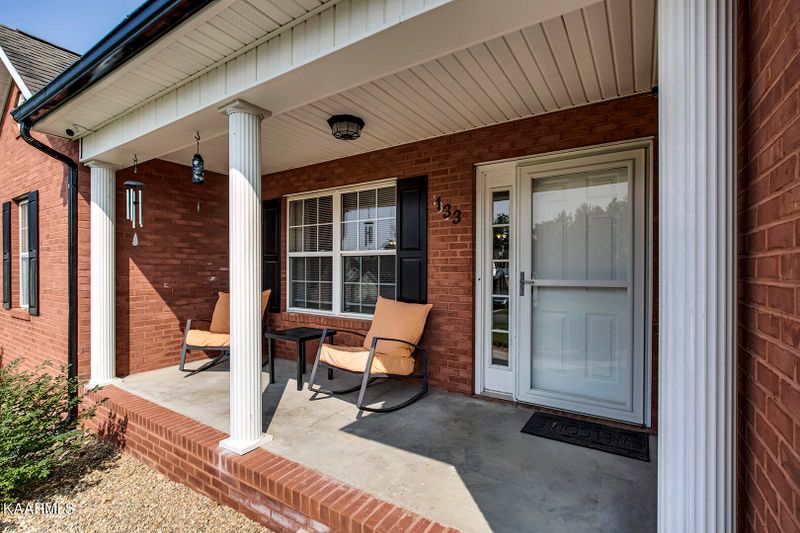 133 Pecan Cir, Corryton, TN 37721