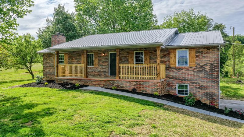 133 Sweet Tea Ln, Greenback, TN 37742