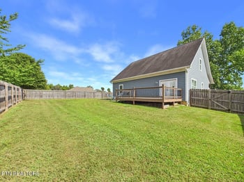 133 Timber Creek Dr, Athens, TN 37303