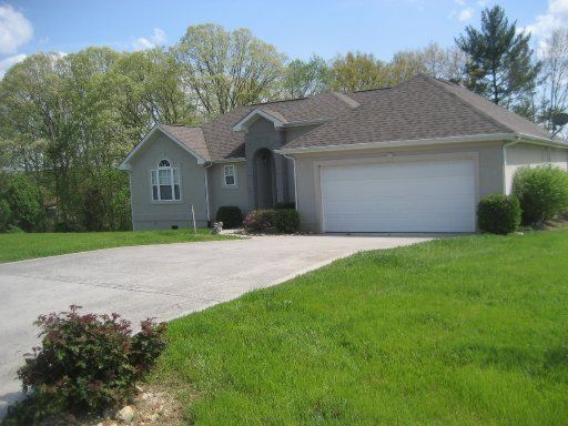 133 Uphill Dr, Madisonville, TN 37354