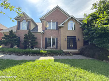 1330 Berkley Hills Ln, Powell, TN 37849