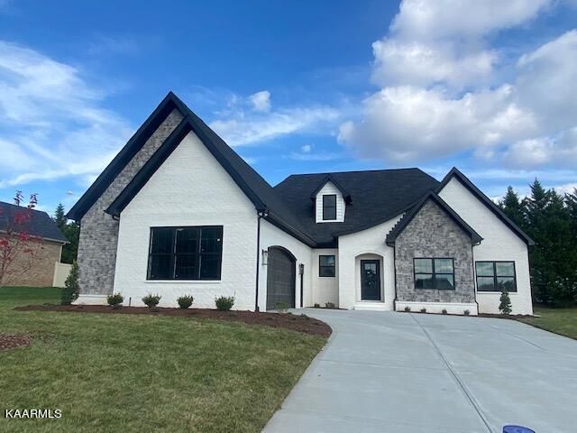 1330 Edenbridge Dr, Alcoa, TN 37701