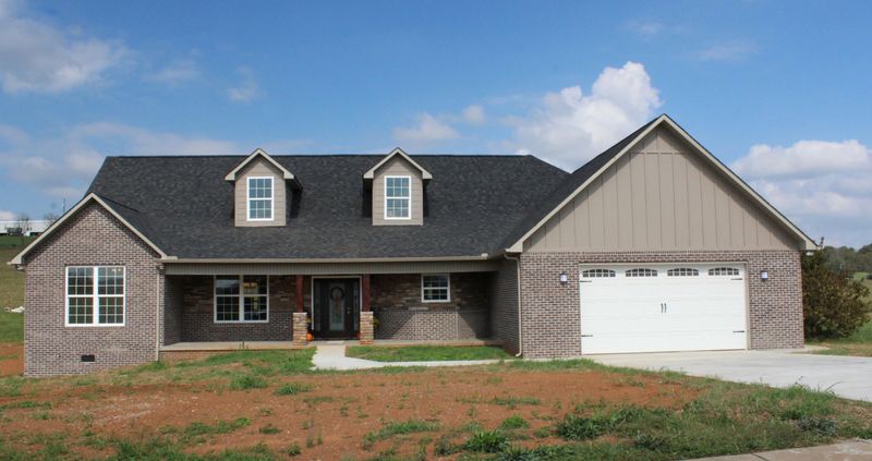 1330 Rippling Water Cir, Sevierville, TN 37876