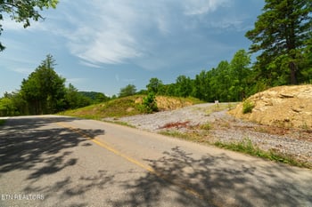 1331 Mccammon Rd, Knoxville, TN 37920