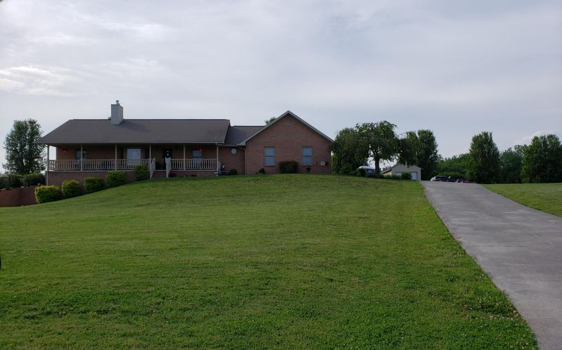 1331 Misty Mead Dr, Sevierville, TN 37876