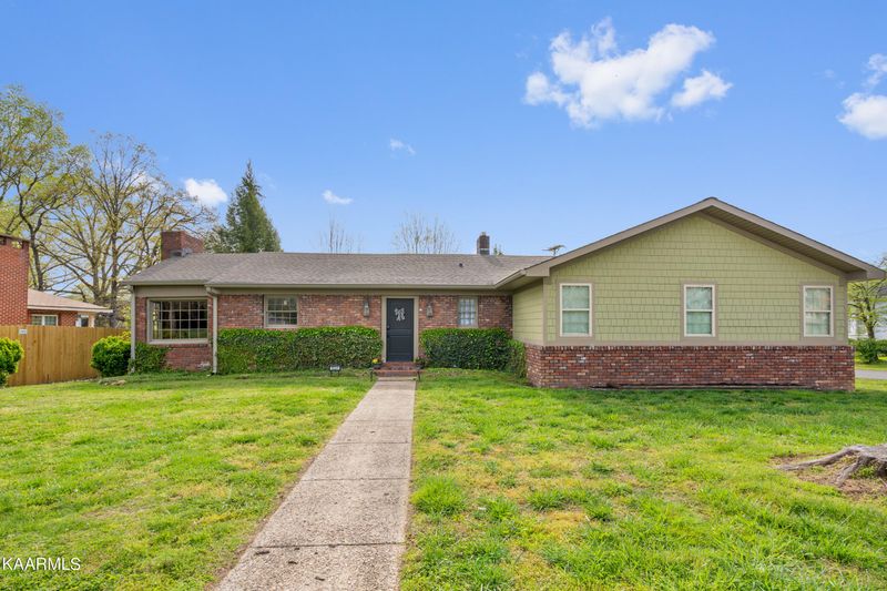 1331 Ohio Ave, Etowah, TN 37331