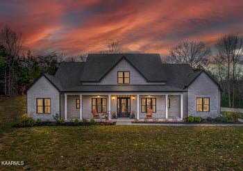 1332 Mountain Rd, Clinton, TN 37716