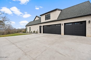 1332 Mountain Rd, Clinton, TN 37716