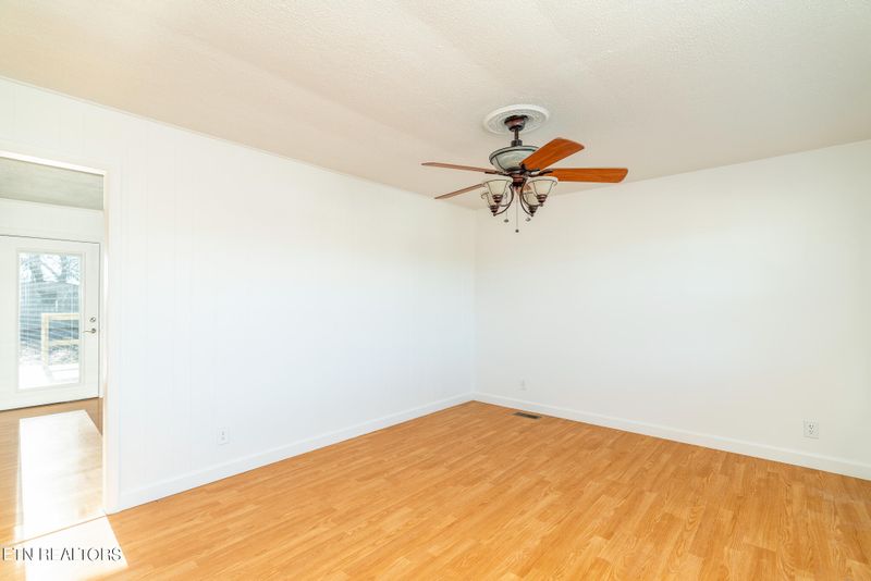 1333 Ridgecrest Dr, Seymour, TN 37865