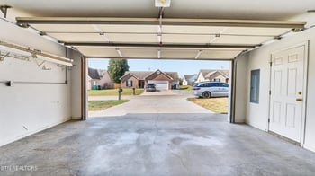1334 Treyvista Ct, Maryville, TN 37803