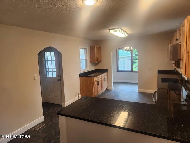 13346 Lantana Rd, Crossville, TN 38572