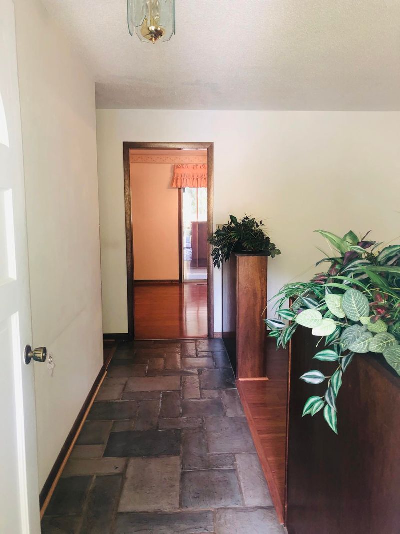 1335 Ida Dr, Knoxville, TN 37920