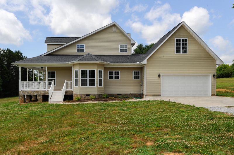 1339 Forest Hill Rd, Maryville, TN 37803