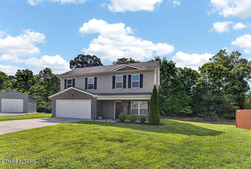 1339 Zamora Ln, Knoxville, TN 37912