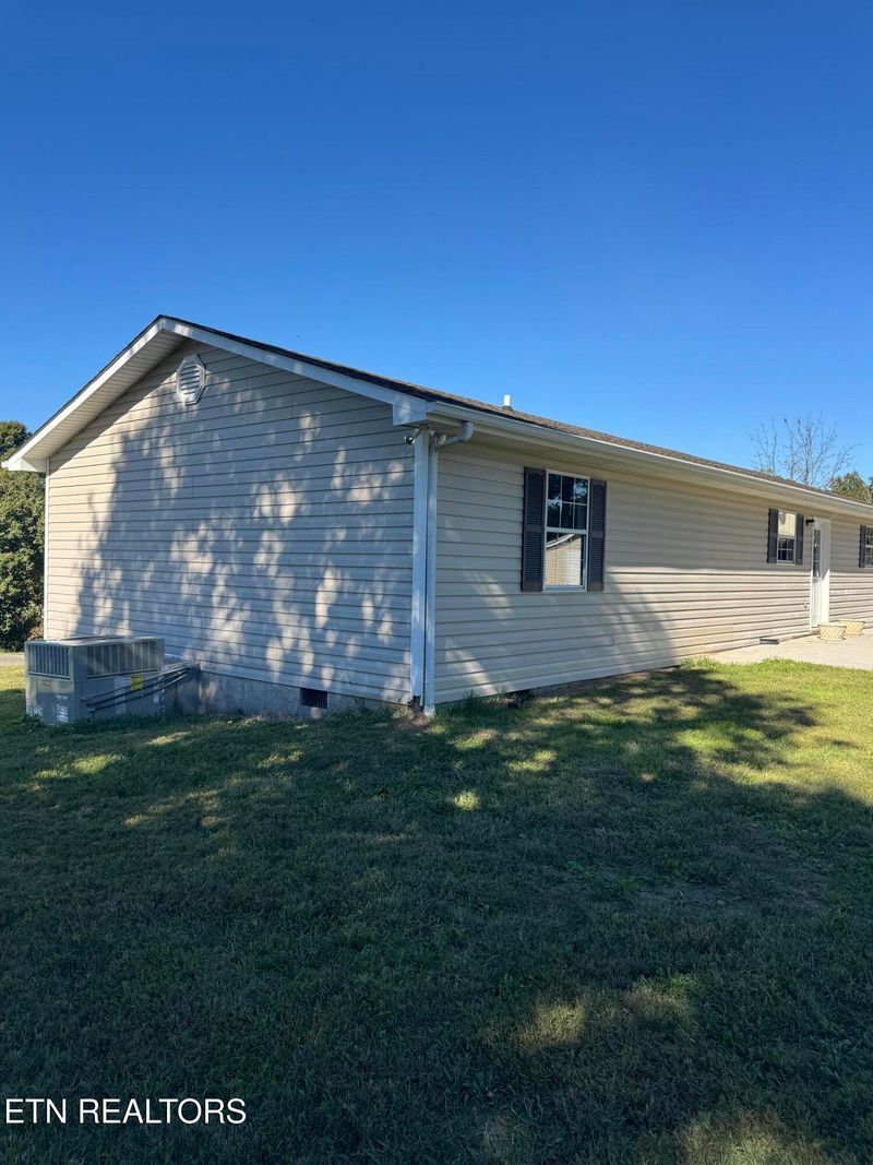 134 Benjamin Ln, Madisonville, TN 37354