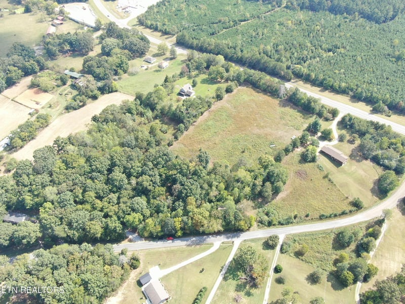 134 County Road 212, Athens, TN 37303