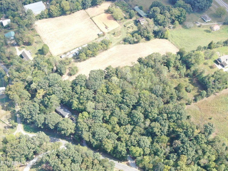 134 County Road 212, Athens, TN 37303