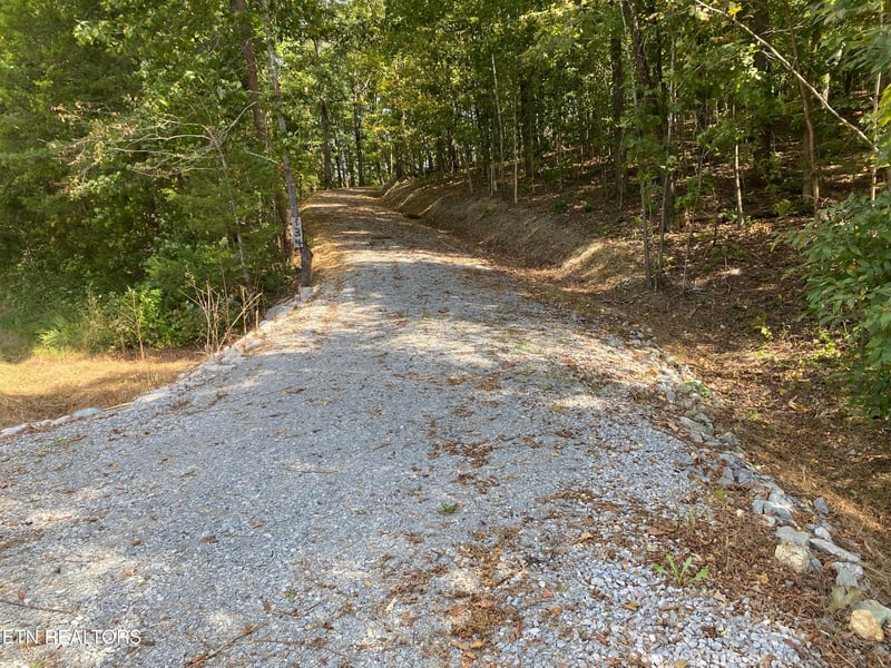 134 County Road 212, Athens, TN 37303